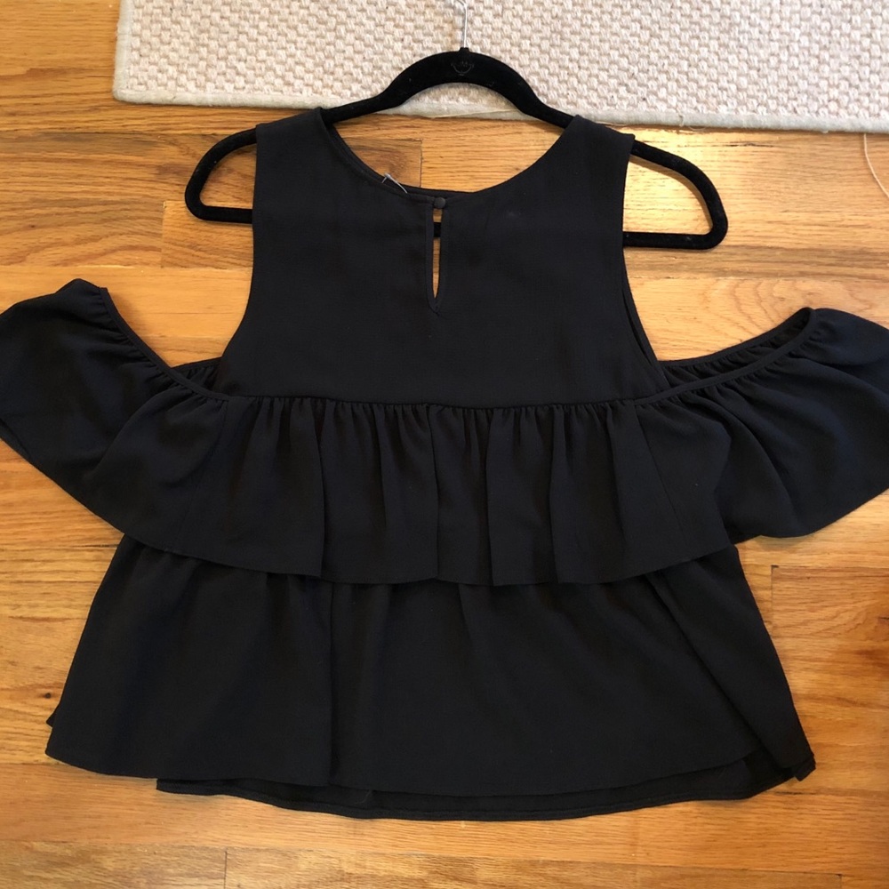 🔴 ASOS Tiered Ruffle Cold-Shoulder Top - Picture 5 of 8